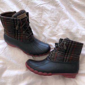 Sperry duck boots